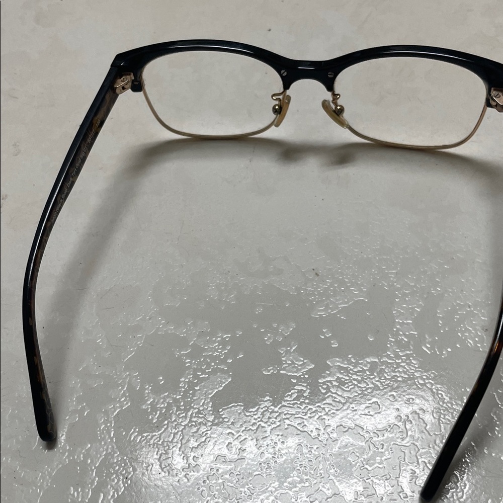 CoachWomen's Glasses model 5432Black Frame ,Gold Accents. 53. 17 135. Pre- owned - Picture 4 of 6